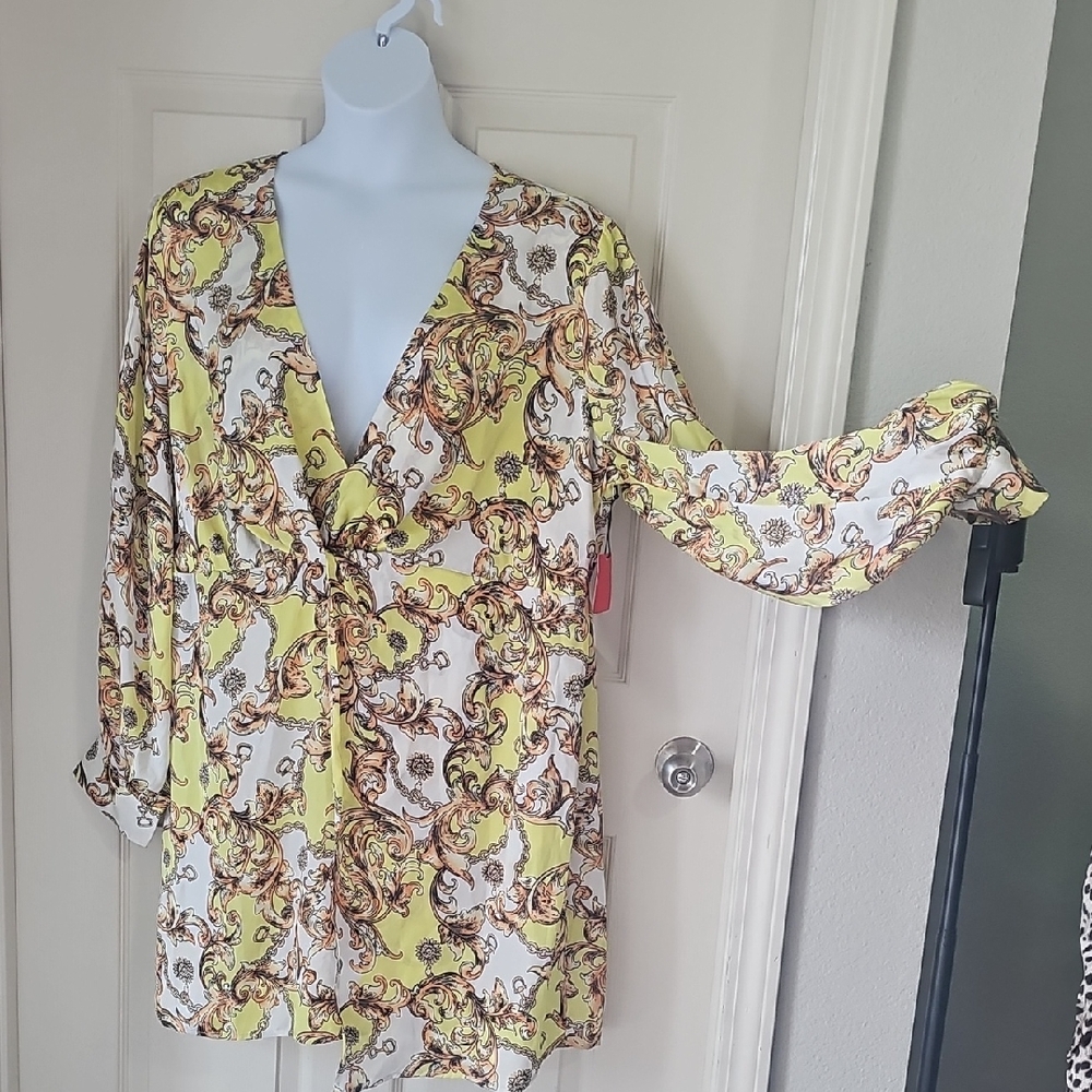 Forever 21 Yellow and White Floral Blouse